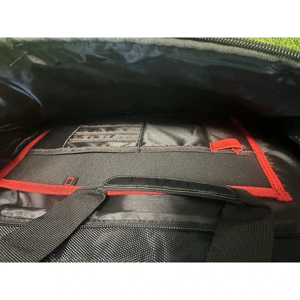 VANHEUSEN Black Nylon 15in Laptop Shoulder/Messenger Bag Padded w/ Partitions